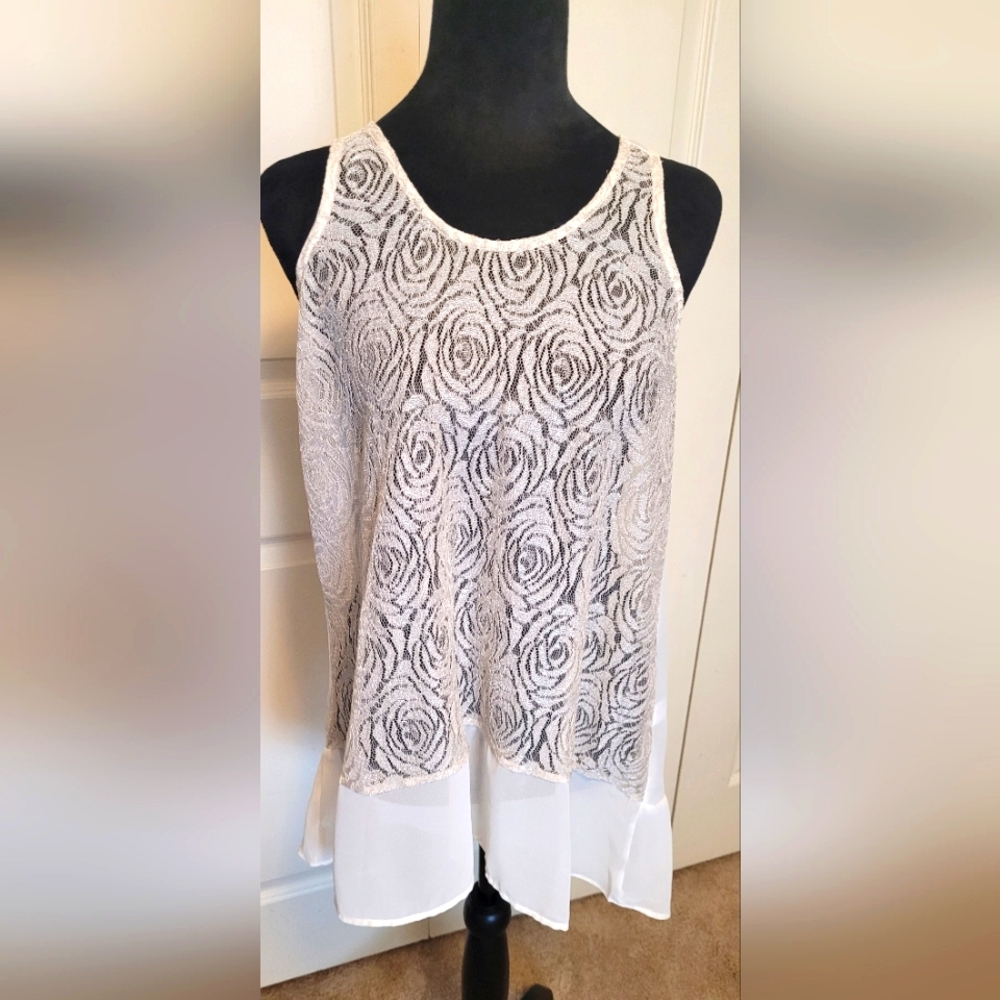 Charming Charlie Women's Blouse Size S Cream Colored  w/Metallic Lace Contrast